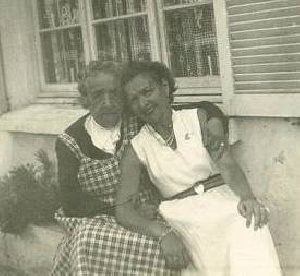 Emilia Pucheu y Blanca Caillaux