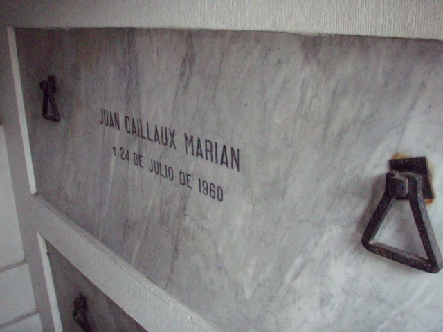 Tumba Caillaux Marian en Santiago CHILE